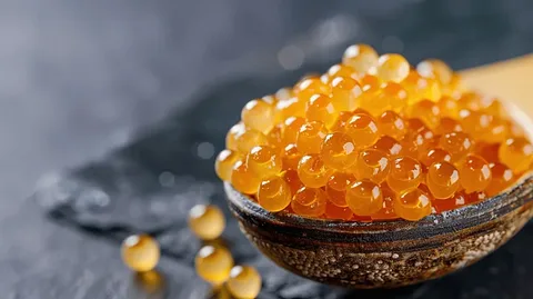 خاویار طلایی رنگ خاص الهام بخش سفره رسمی